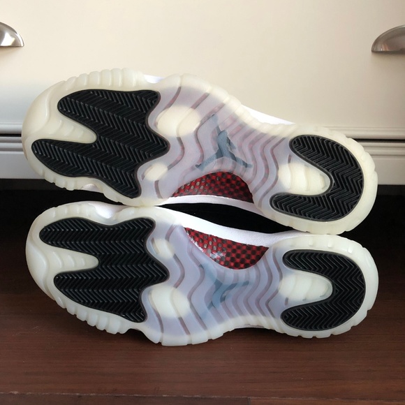 Jordan 11 Retro 72-10 - Picture 7 of 8